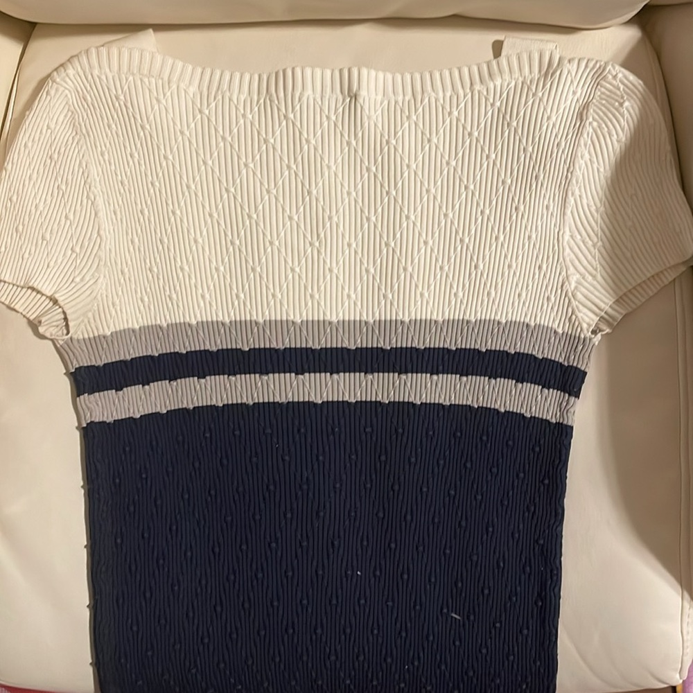 Chanel top - Picture 5 of 5